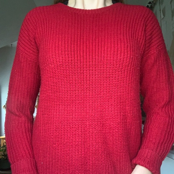 Red knit sweater - Picture 1 of 3